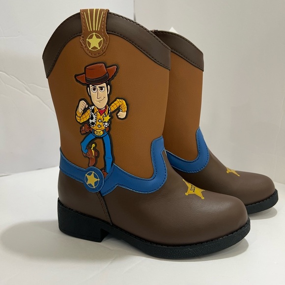 NWT🦖TOY STORY ⭐️WOODY 🤠KIDS BOOTS🐄 size 9 - Picture 1 of 9